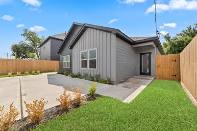 1615 Dolly Wright Street #B, Houston, TX 77088 - Photo 3