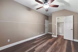 18 Valley Mead Pl, The Woodlands, TX 77384 - Photo 37