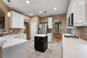 18 Valley Mead Pl, The Woodlands, TX 77384 - Photo 15