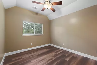 18 Valley Mead Place, The Woodlands, TX 77384 - Photo 33