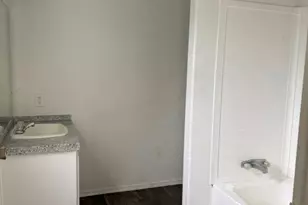 11702 Greenglen Dr, Houston, TX 77044 - Photo 11