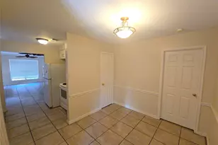 409 Commerce St, Tomball, TX 77375 - Photo 13