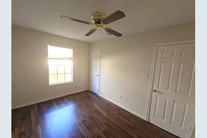 409 Commerce Street, Tomball, TX 77375 - Photo 9