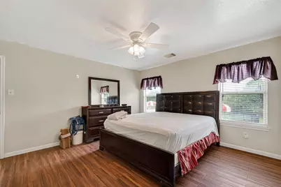 15510 Satsuma Point Court, Houston, TX 77049 - Photo 15