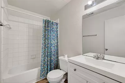 15510 Satsuma Point Court, Houston, TX 77049 - Photo 17