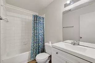 15510 Satsuma Point Ct, Houston, TX 77049 - Photo 17