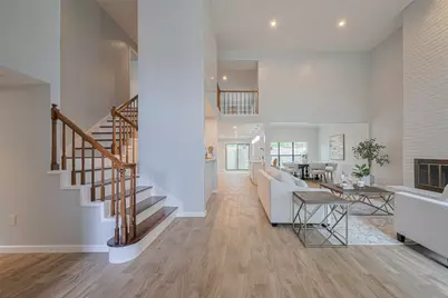 15600 Barkers Landing Road #20, Houston, TX 77079 - Photo 5