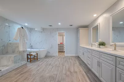 15600 Barkers Landing Road #20, Houston, TX 77079 - Photo 31