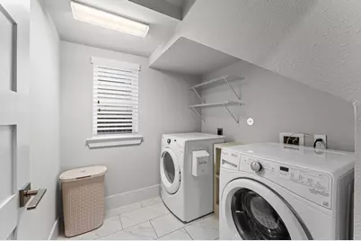 910 W 18th Street #B, Houston, TX 77008 - Photo 23