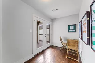 910 W 18th St, Houston, TX 77008 - Photo 21
