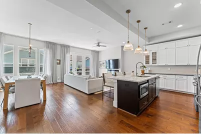 910 W 18th Street #B, Houston, TX 77008 - Photo 9