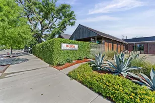 910 W 18th St, Houston, TX 77008 - Photo 25