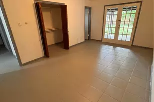 604 Briarclift Ln, Baytown, TX 77521 - Photo 9