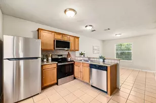 6418 England St, Houston, TX 77021 - Photo 7