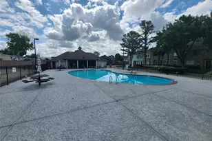 11002 Hammerly Blvd, Houston, TX 77043 - Photo 25