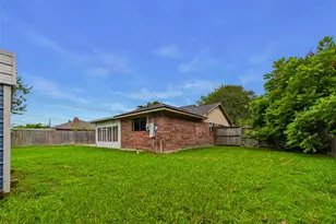 10306 Rustic Rock Rd, La Porte, TX 77571 - Photo 35