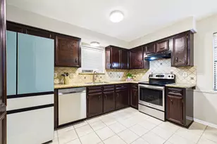 10306 Rustic Rock Rd, La Porte, TX 77571 - Photo 9
