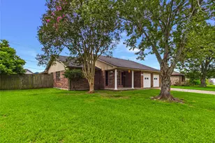 10306 Rustic Rock Rd, La Porte, TX 77571 - Photo 1