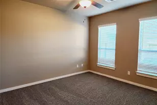 9736 Grosbeak Ln, Magnolia, TX 77354 - Photo 21