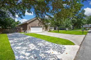 311 Beaumont Dr, Magnolia, TX 77354 - Photo 3