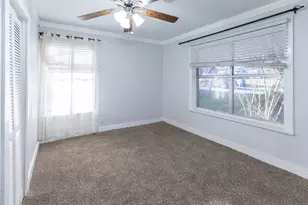 1425 15th St, Huntsville, TX 77340 - Photo 9