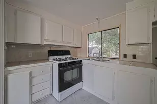 914 Davis St, Pasadena, TX 77506 - Photo 15