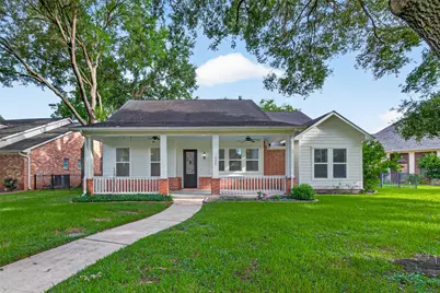 4727 Lake Village Drive, Fulshear, TX 77441 - Photo 1