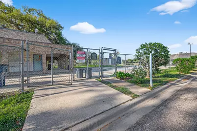 255 Mossy Meadow Drive, West Columbia, TX 77486 - Photo 31