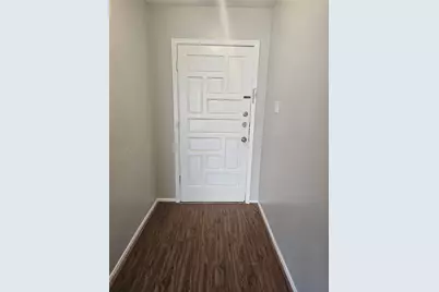 2714 Lower Valley Drive, Houston, TX 77067 - Photo 7