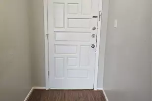 2714 Lower Valley Dr, Houston, TX 77067 - Photo 7