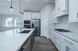 655 Malibu Pnes Dr, Katy, TX 77493 - Photo 7