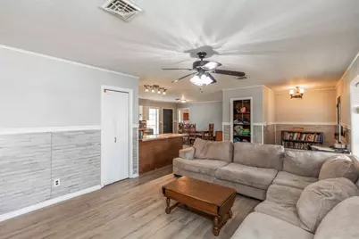 15838 Phend Road, Hamshire, TX 77622 - Photo 7