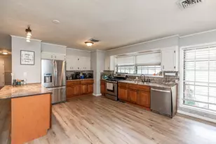 15838 Phend Rd, Hamshire, TX 77622 - Photo 11