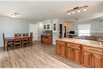 15838 Phend Road, Hamshire, TX 77622 - Photo 13