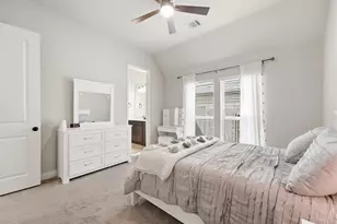 122 Cliftons Curv Wy, Montgomery, TX 77316 - Photo 23