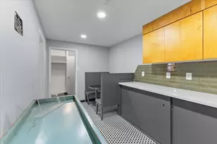 2719 Capitol St, Houston, TX 77003 - Photo 23