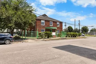 2719 Capitol St, Houston, TX 77003 - Photo 47