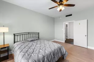 2719 Capitol St, Houston, TX 77003 - Photo 13