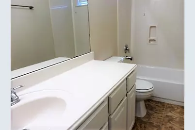 2420 Avalon Trace Lane, Pearland, TX 77581 - Photo 11