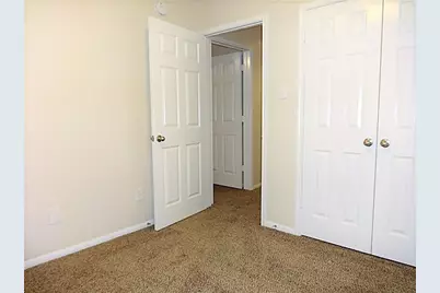 2420 Avalon Trace Lane, Pearland, TX 77581 - Photo 13