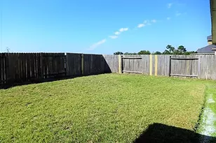 2420 Avalon Trace Ln, Pearland, TX 77581 - Photo 15