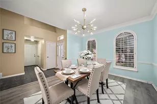 2402 Great Oaks Dr, Missouri City, TX 77459 - Photo 11