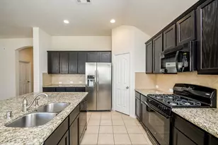 1516 Meadow Wood Dr, Pearland, TX 77581 - Photo 3