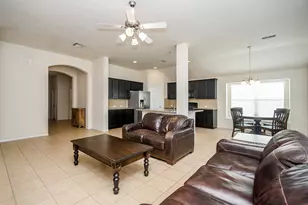 1516 Meadow Wood Dr, Pearland, TX 77581 - Photo 9