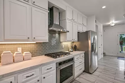 3635 Foremast Drive, Galveston, TX 77554 - Photo 15