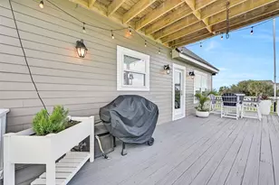 3635 Foremast Dr, Galveston, TX 77554 - Photo 17
