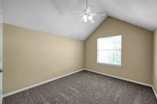172 Binnacle Ct, Willis, TX 77318 - Photo 15