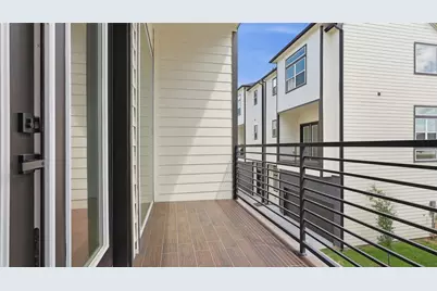 1913 Hoskins Drive #H, Houston, TX 77080 - Photo 17