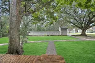 52 Hideaway Dr, Friendswood, TX 77546 - Photo 29