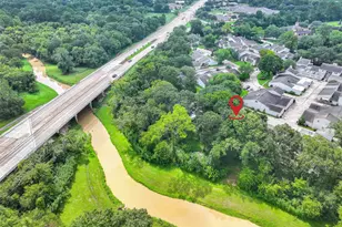 52 Hideaway Dr, Friendswood, TX 77546 - Photo 3